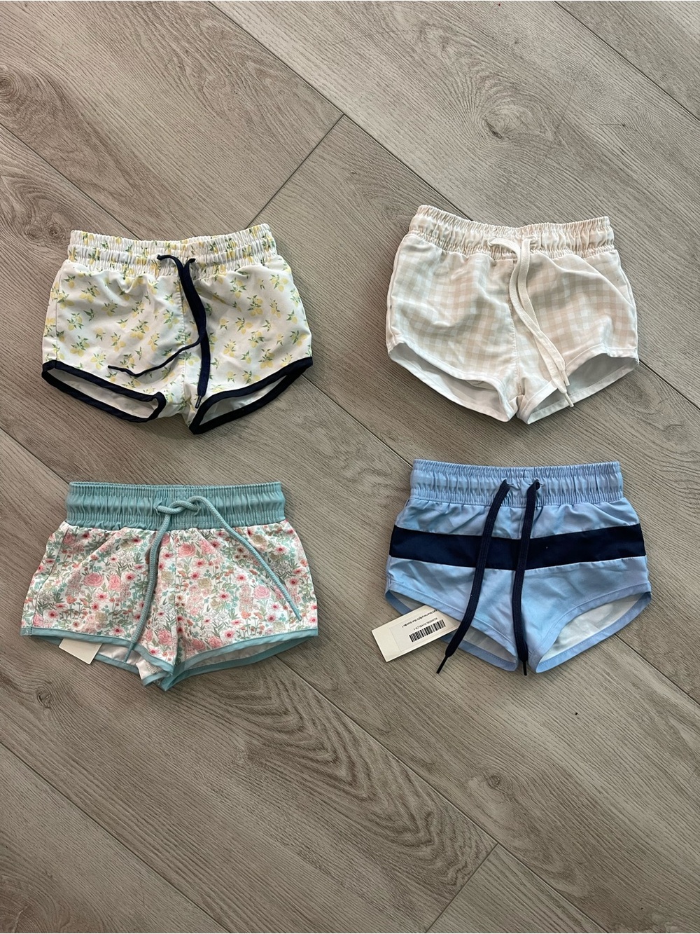 NWT & EUC - Minnow boys 1T boardies bundle